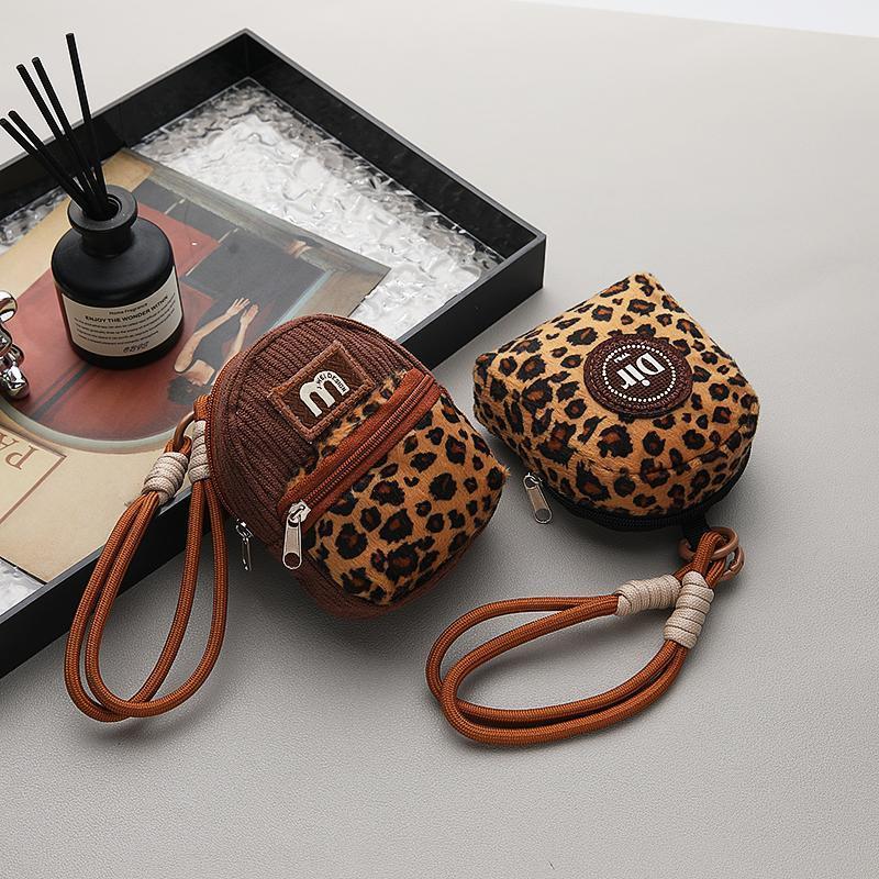 Leopard Pattern Coin Purse with Lanyard, 1 Count Creative Lightweight Coin Purse, Portable Multi-functional Headphone Storage Bag