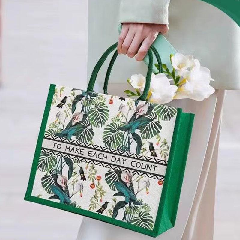 Green plant pattern handbag fashionable color matching as a summer gift, large capacity shoulder bag, casual versatile women's bag, suitable for travel and daily use