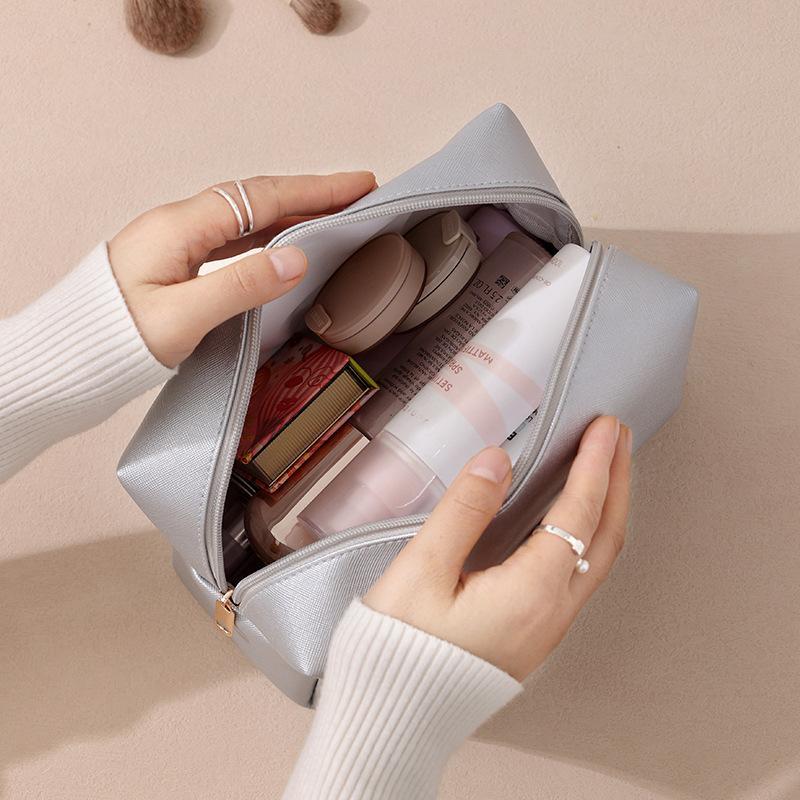 Makeup Bag, 1 Count Multi-functional Cosmetic Storage Bag, Portable Zipper Travel Toiletry Organizer Pouch for Indoor & Outdoor