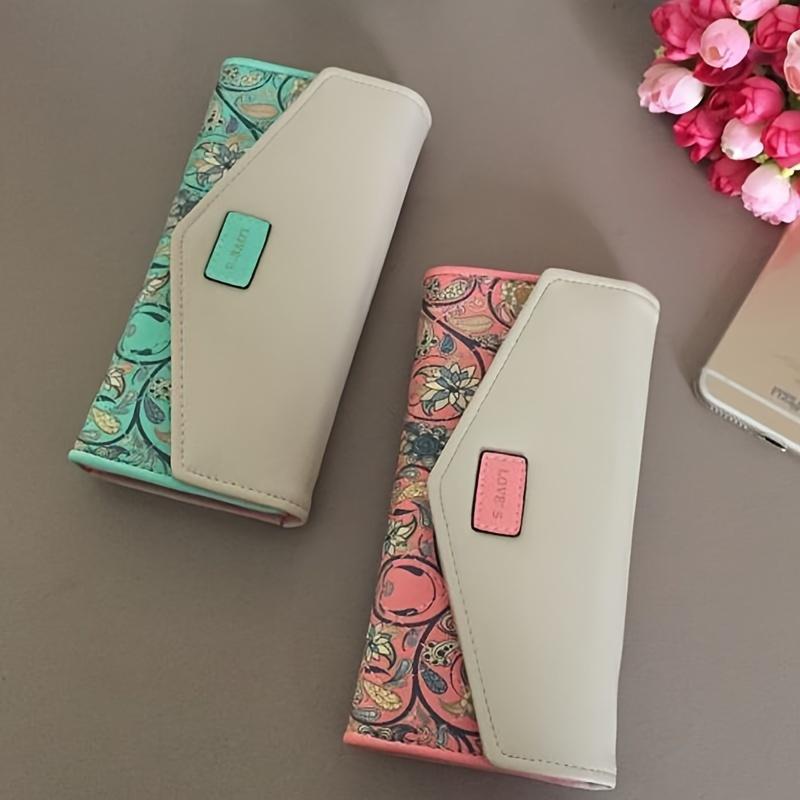 Tri-Fold Long Wallet for Women - Spacious PU Leather Credit Card Holder with Snap Closure, Polyester Lining, and Phone Pocket - Fashionable Floral Print Design