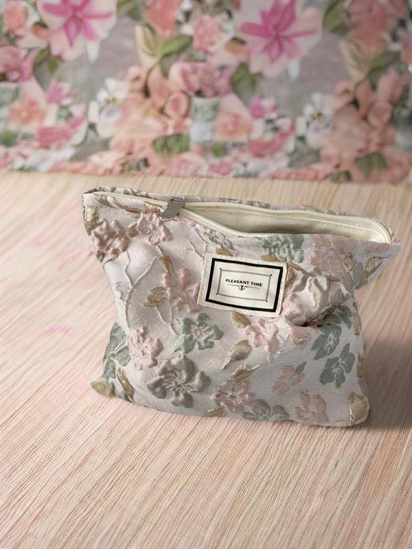 Summer Trendy Floral Embossed Patched Design Makeup Bag, Summer Portable Lightweight Large Capacity Cosmetic Storage Bag, Fashion Travel Bag for Women for Daily & Outing & Holiday Travel Use