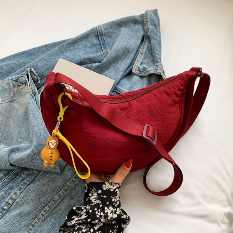 Crescent Bag Nylon Crossbody Bag Lightweight Hobo Sling Bag Small Shoulder Bag Purse Dumpling Bag