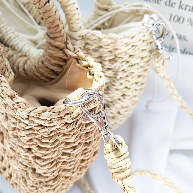 Handmade Minimalist Beach Bag: Rattan Woven Semi-circular Shoulder Crossbody Bag for Women- Minimalist Semi-Circular Straw Bag， Perfect for Travel & Storage