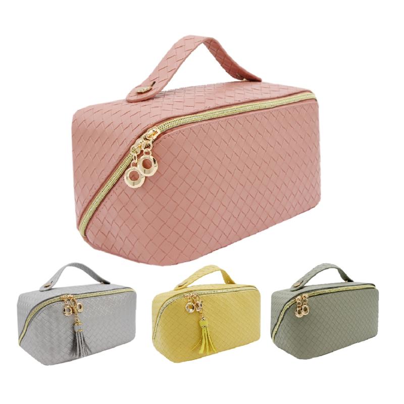 Large Capacity Travel Cosmetic Bag - Makeup Bag, PU Leather Waterproof Cosmetic Bag, Women Portable Travel Makeup Bag With Handle and Divider Flat Lay Makeup Organizer Bag Portable Cosmetic