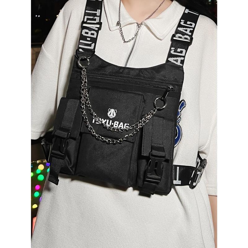 Men Letter Graphic Chain Decor Chest Rig Bag Sling Bag Fanny Pack Chest Bag For Travel Work Sport Holiday Essentials Lightweight Anti Theft Going Out With Adjustable Strap  College Bag Fathers Day Gifts Summer Dad Back To School Bag For School For School