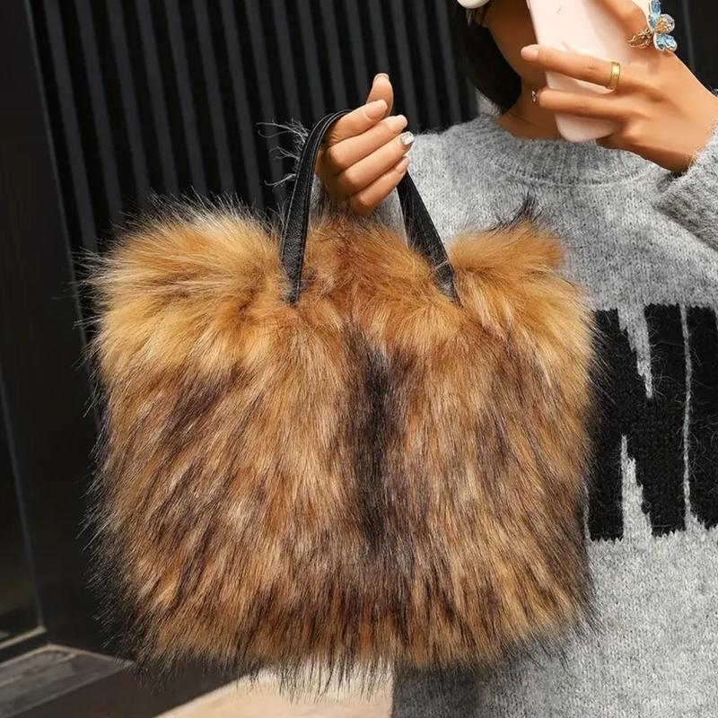 New Fashion Fur 2024 Y2K Style Purse - Fluffy, Cruelty-Free and Sustainable