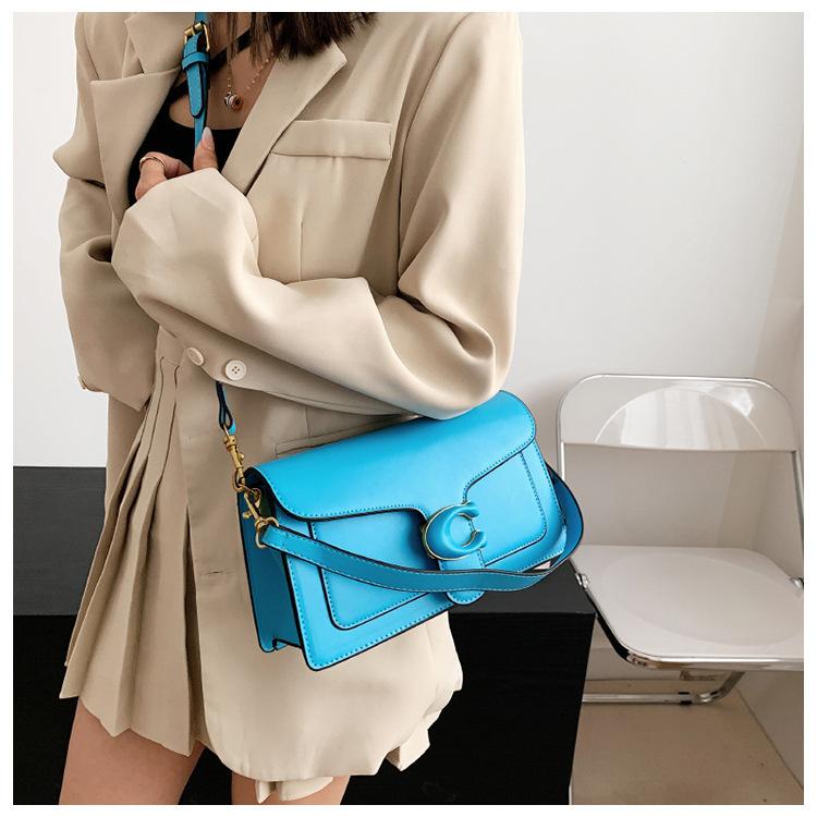 2024 new women's bag Ms. crossbody bag shoulder bag fashionable hundred matching cowhide small square bag