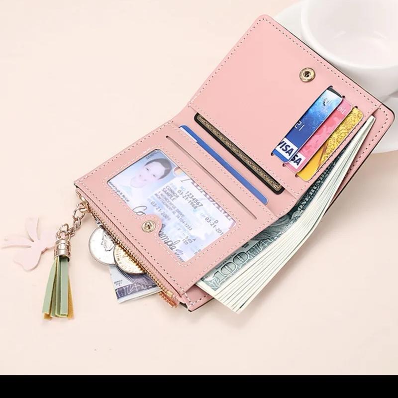 Women's Floral Ditsy Synthetic Leather Tassel Buckle Wallet